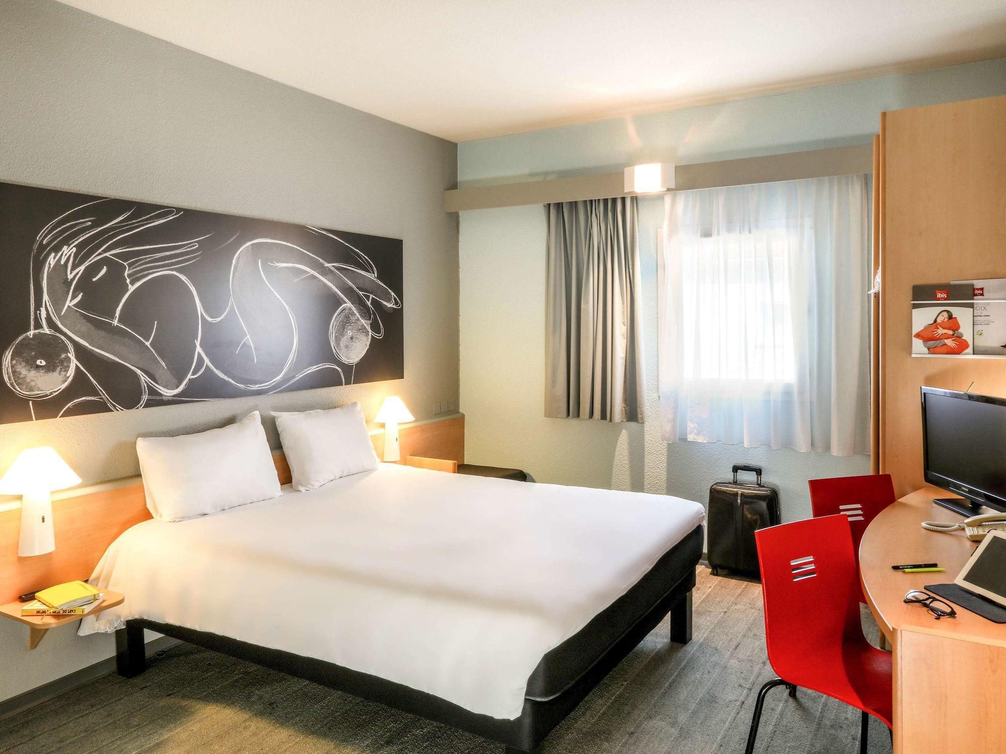 Hotel Ibis Orange Sud Exterior foto